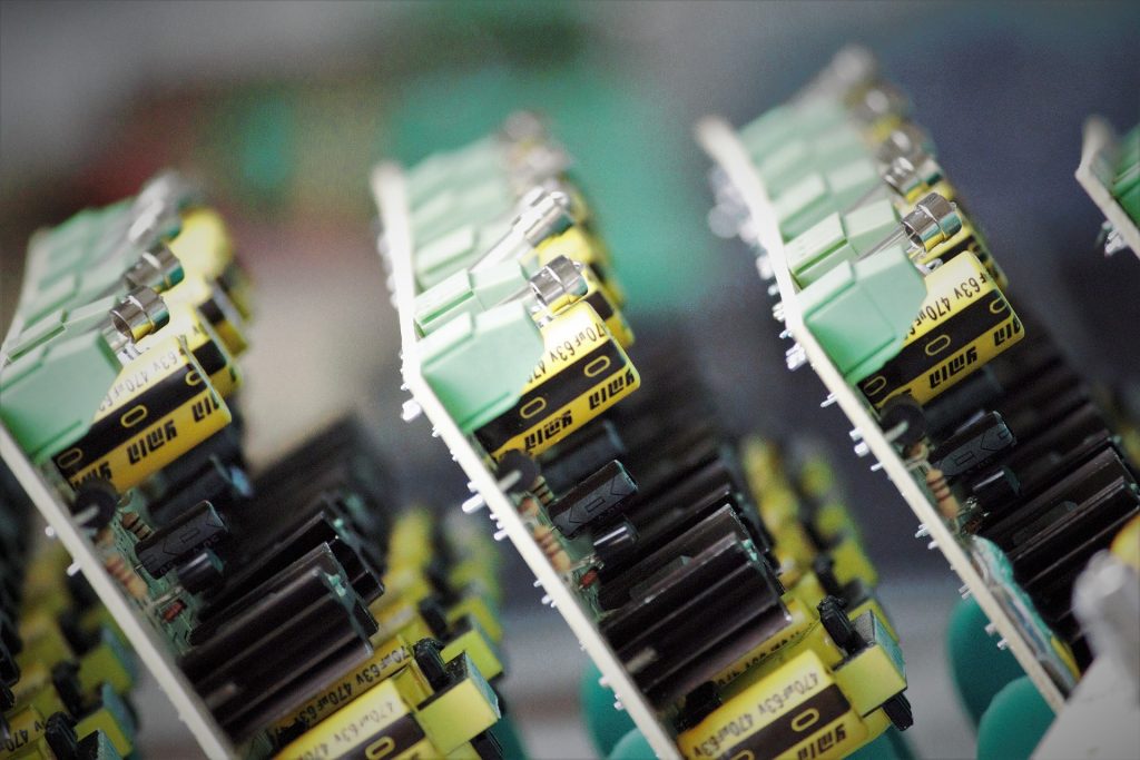 pcb-2655767_1920